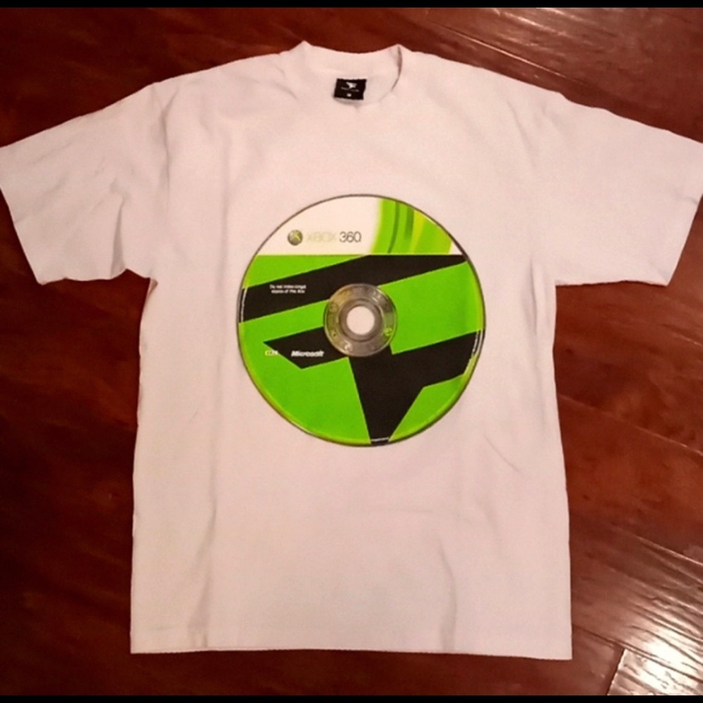 FaZe x Xbox “Disk” Shirt SIZE (M)
